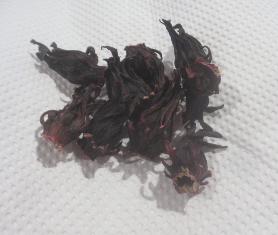 What should properly dried calyces look like?